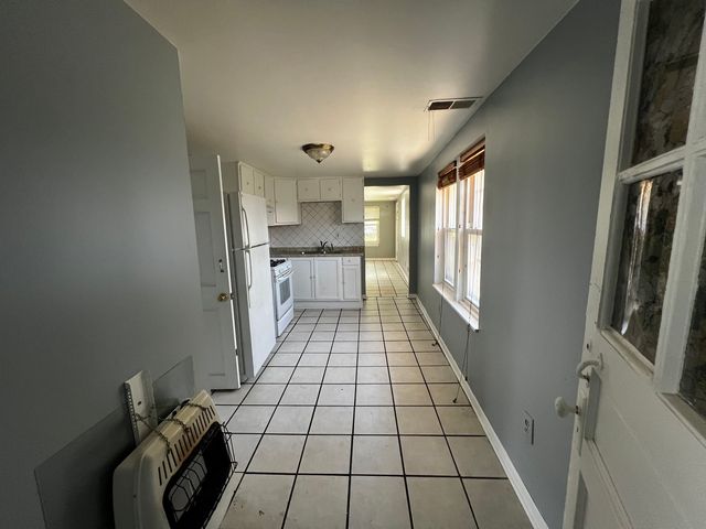 1440 S 49th Avenue 1, Cicero, IL 60804