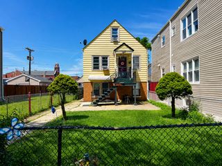1440 S 49th Avenue 1, Cicero, IL 60804