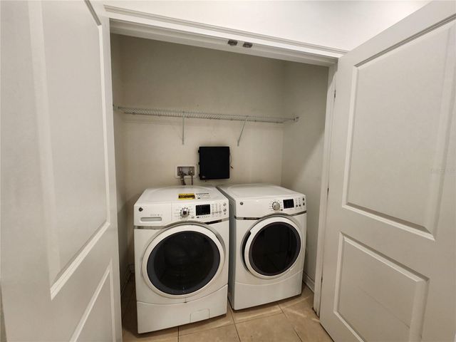 1112 HILLHURST DRIVE, Wesley Chapel, FL 33543