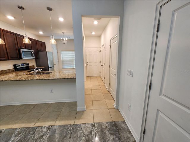 1112 HILLHURST DRIVE, Wesley Chapel, FL 33543