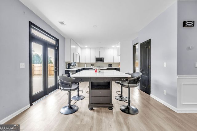 1892 Preserve Creek Way, Loganville, GA 30052