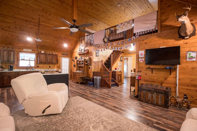 189 Ronnie Sexton Road, Monticello, KY 42633