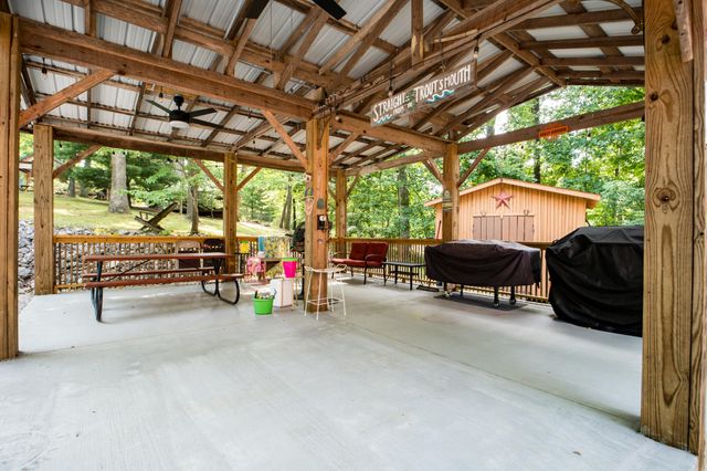 189 Ronnie Sexton Road, Monticello, KY 42633