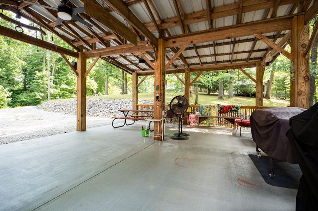 189 Ronnie Sexton Road, Monticello, KY 42633