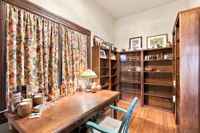 2163 Brant St, San Diego, CA 92101