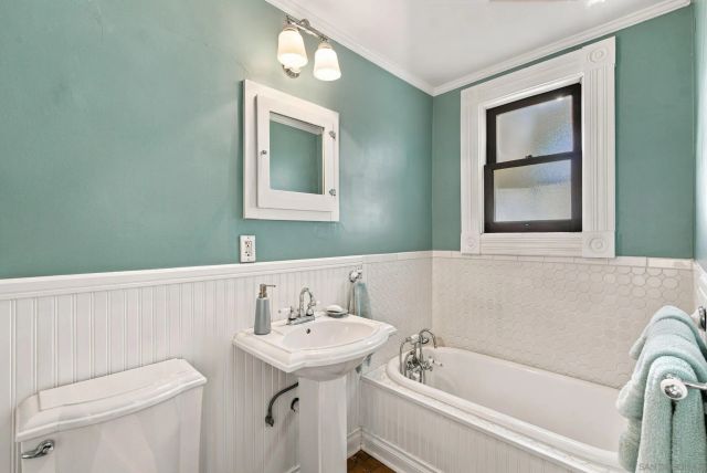 2163 Brant St, San Diego, CA 92101