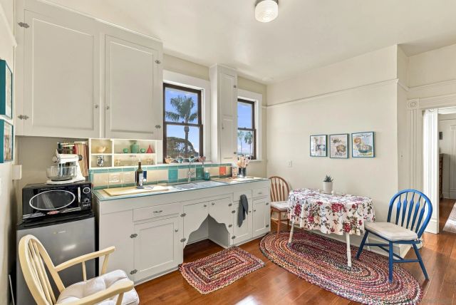 2163 Brant St, San Diego, CA 92101