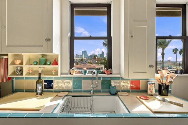 2163 Brant St, San Diego, CA 92101