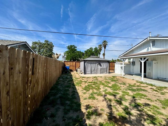 601 I Street, Sanger, CA 93657