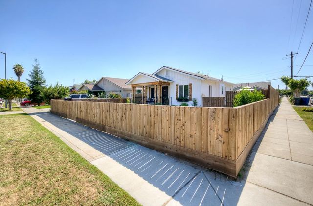 601 I Street, Sanger, CA 93657
