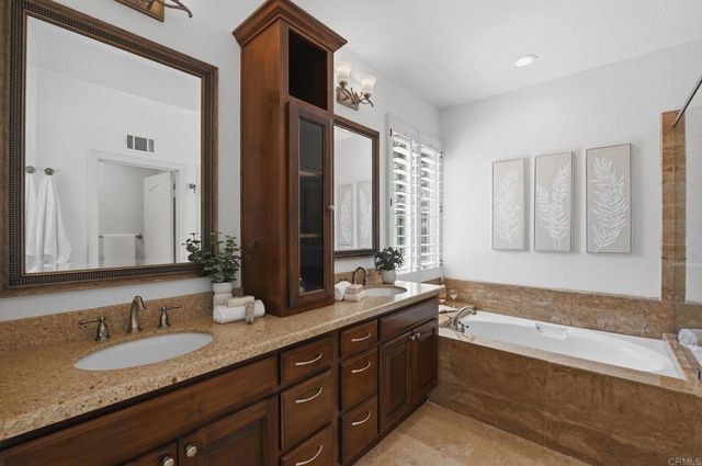 7215 Willet Circle, Carlsbad, CA 92011