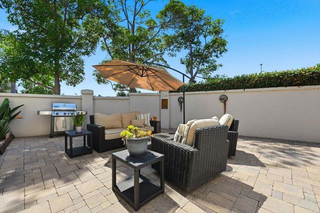 7215 Willet Circle, Carlsbad, CA 92011