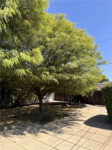 20146 Hartland, Winnetka, CA 91306