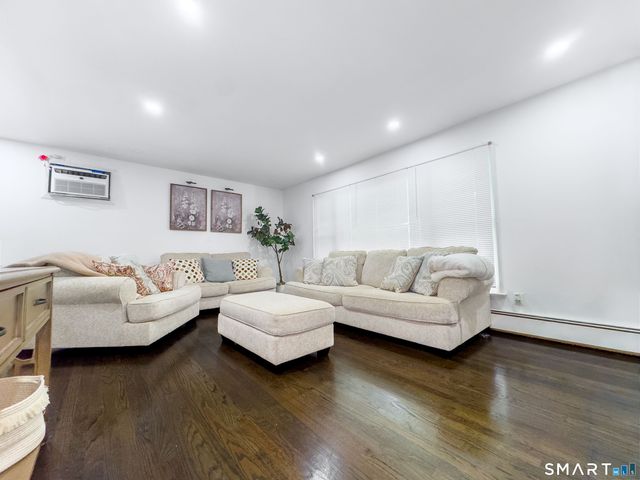 50 Creeping Hemlock Drive, Norwalk, CT 06851