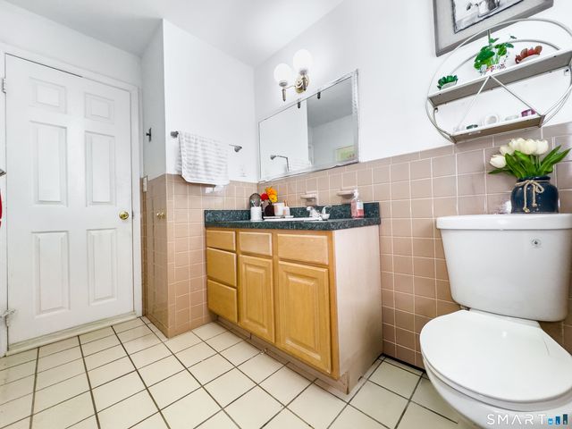 50 Creeping Hemlock Drive, Norwalk, CT 06851