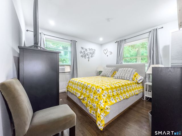 50 Creeping Hemlock Drive, Norwalk, CT 06851