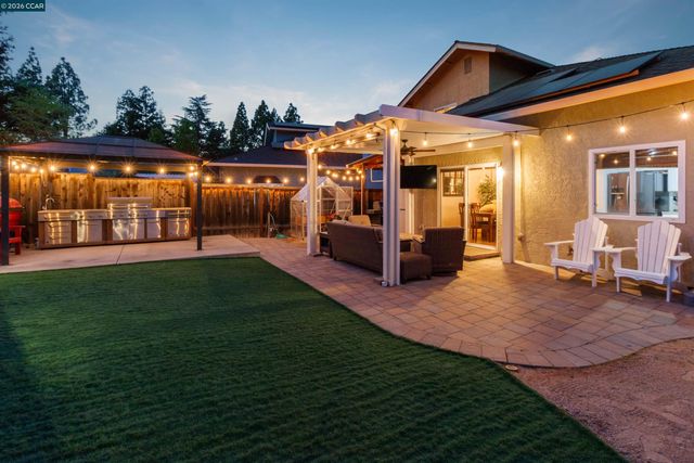 1515 Ohara Court, Clayton, CA 94517