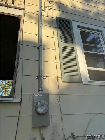 8623 Lindbergh Avenue, Niagara Falls, NY 14304