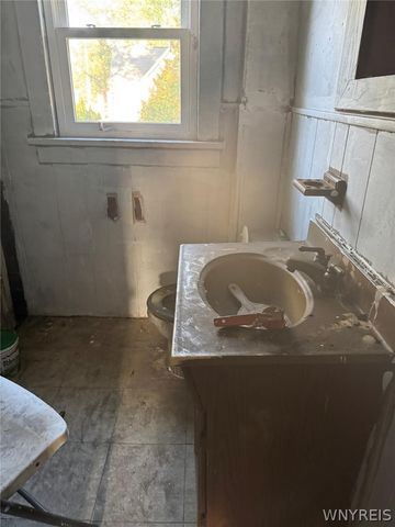 8623 Lindbergh Avenue, Niagara Falls, NY 14304