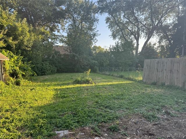 8623 Lindbergh Avenue, Niagara Falls, NY 14304