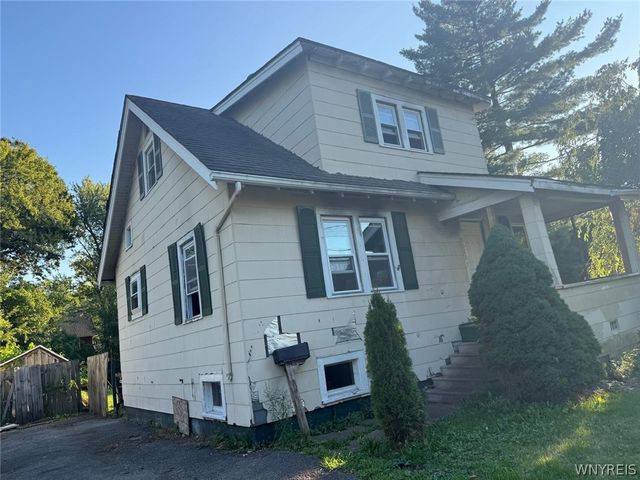 8623 Lindbergh Avenue, Niagara Falls, NY 14304