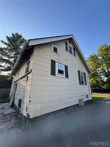 8623 Lindbergh Avenue, Niagara Falls, NY 14304