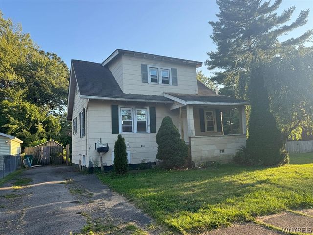 8623 Lindbergh Avenue, Niagara Falls, NY 14304