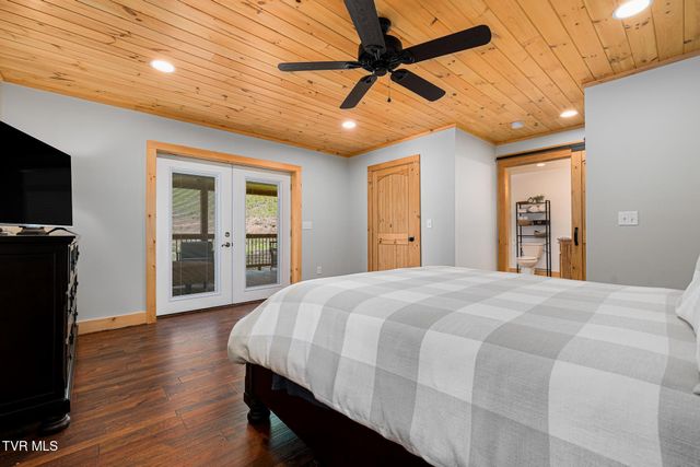 967 Cherry Springs Lane, Trade, TN 37691