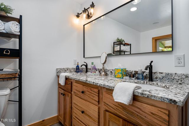967 Cherry Springs Lane, Trade, TN 37691