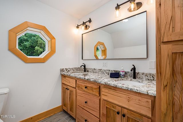 967 Cherry Springs Lane, Trade, TN 37691