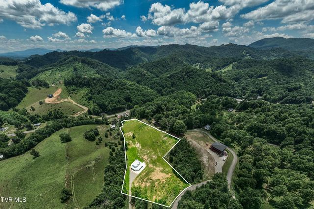 967 Cherry Springs Lane, Trade, TN 37691