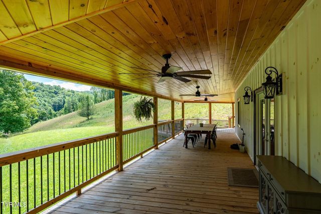 967 Cherry Springs Lane, Trade, TN 37691