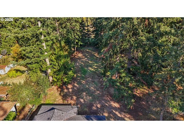 13207 Se RAYMOND St, Portland, OR 97236