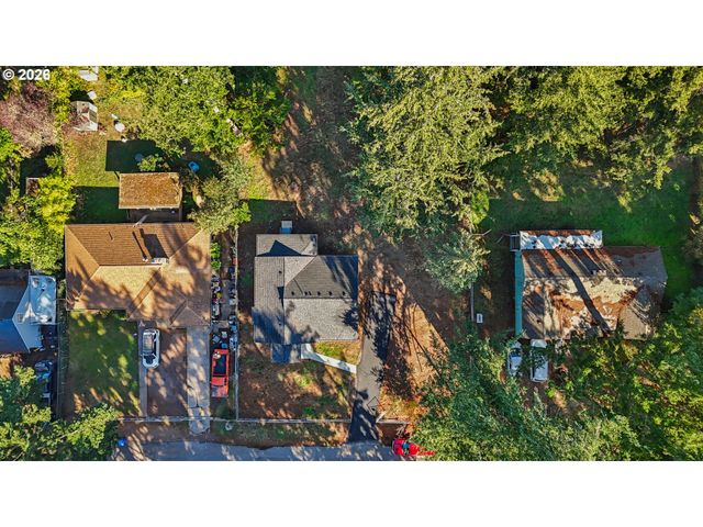 13207 Se RAYMOND St, Portland, OR 97236