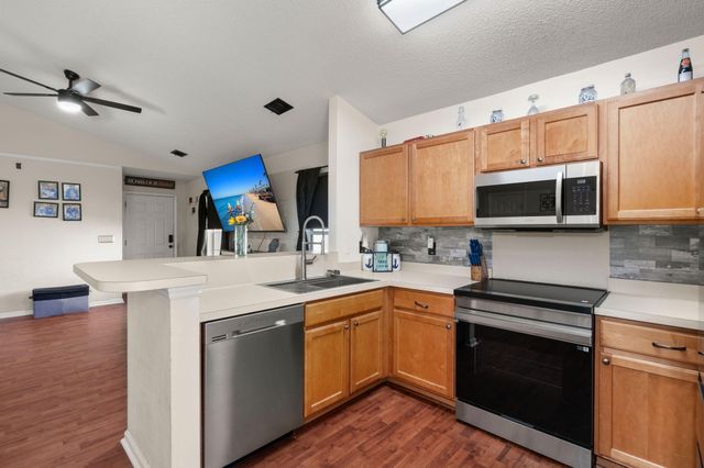 2470 Calamari Court, North Charleston, SC 29406