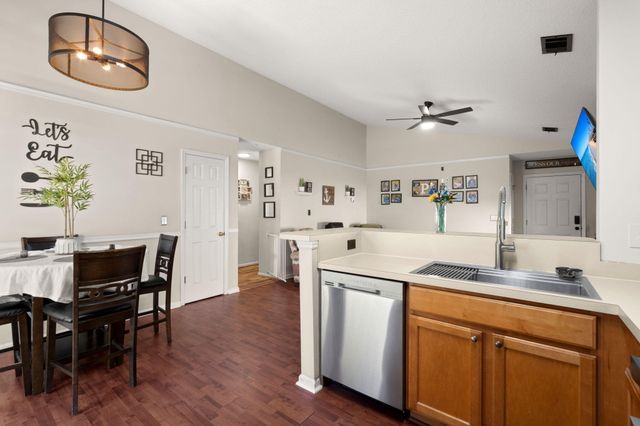 2470 Calamari Court, North Charleston, SC 29406