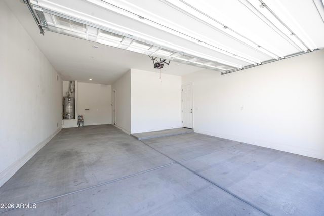 2527 N 212TH Drive, Buckeye, AZ 85396