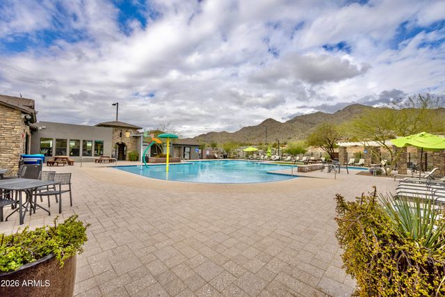 2527 N 212TH Drive, Buckeye, AZ 85396