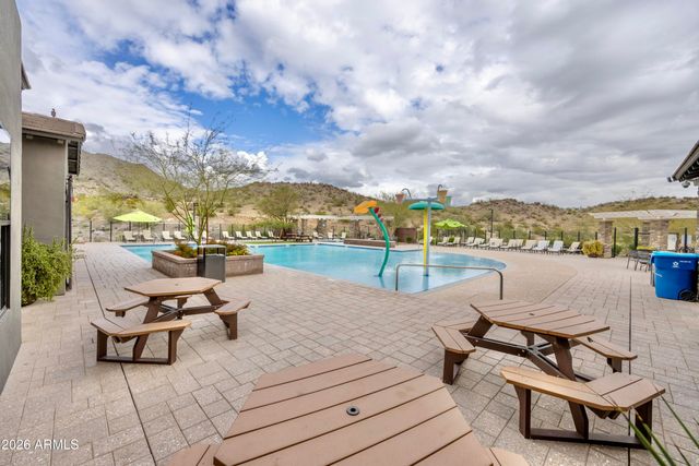 2527 N 212TH Drive, Buckeye, AZ 85396