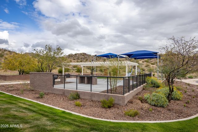 2527 N 212TH Drive, Buckeye, AZ 85396