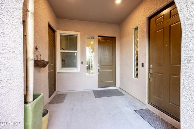 2527 N 212TH Drive, Buckeye, AZ 85396