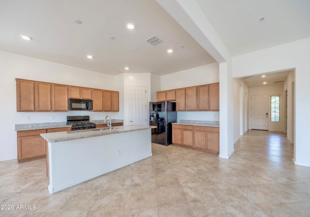 2527 N 212TH Drive, Buckeye, AZ 85396