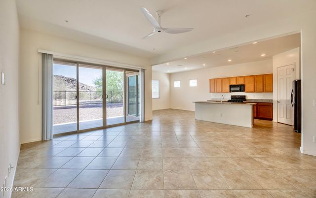 2527 N 212TH Drive, Buckeye, AZ 85396