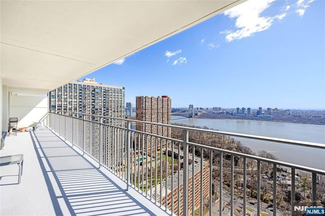 1530 Palisade Avenue 23G, Fort Lee, NJ 07024