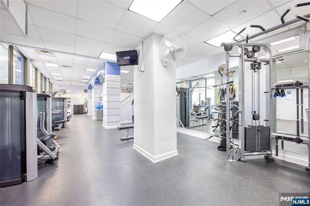 1530 Palisade Avenue 23G, Fort Lee, NJ 07024