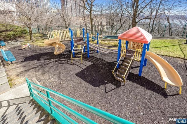 1530 Palisade Avenue 23G, Fort Lee, NJ 07024