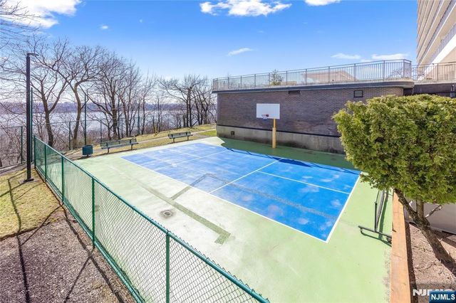 1530 Palisade Avenue 23G, Fort Lee, NJ 07024