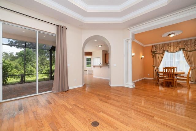 314 W LAKE VICTORIA CIRCLE, Deland, FL 32724