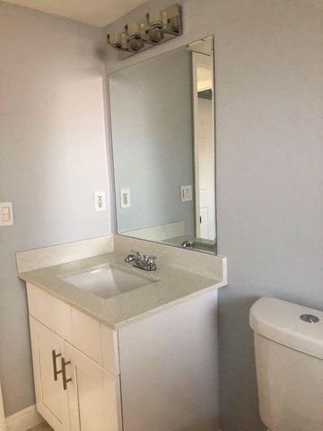 610 SE 2nd Avenue L4, Deerfield Beach, FL 33441