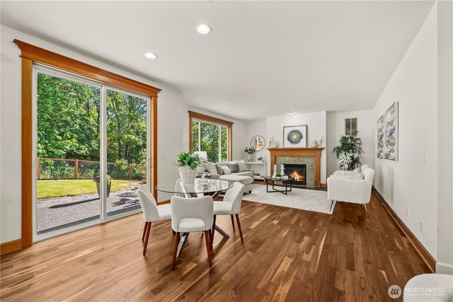 2415 NE Daphne, Issaquah, WA 98029